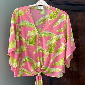 Palm print summer top! So cute!